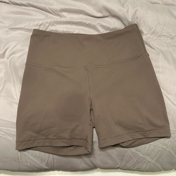 Women's Brown Shorts - Picture 1 of 2